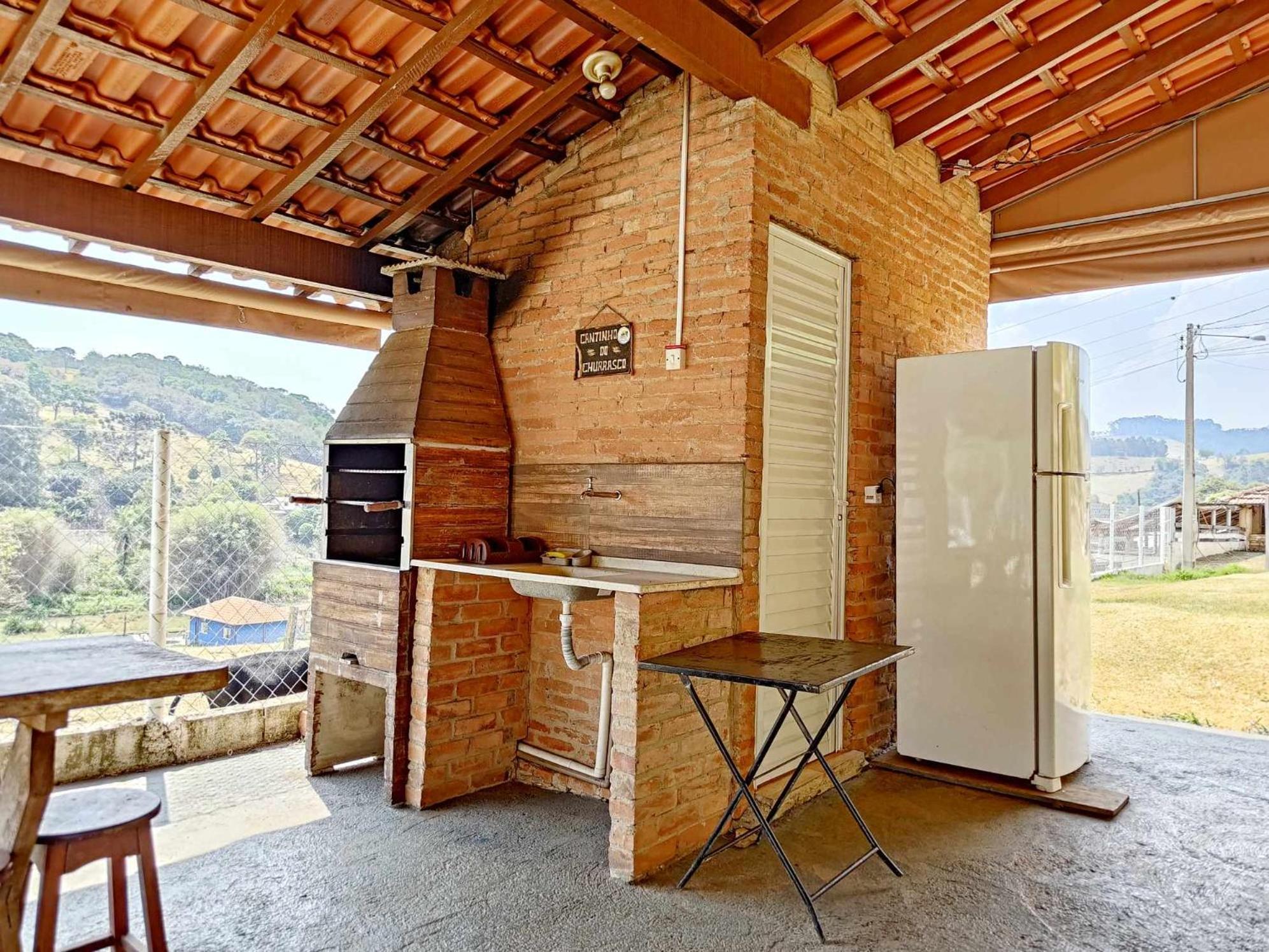 Sitio No Interior De Sp Para Curtir A Natureza Агуас да Прата Стая снимка